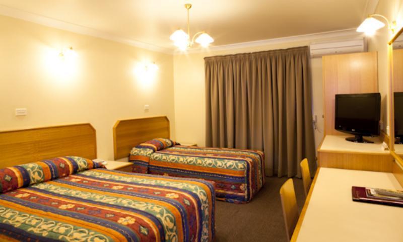 Narellan Motor Inn Extérieur photo