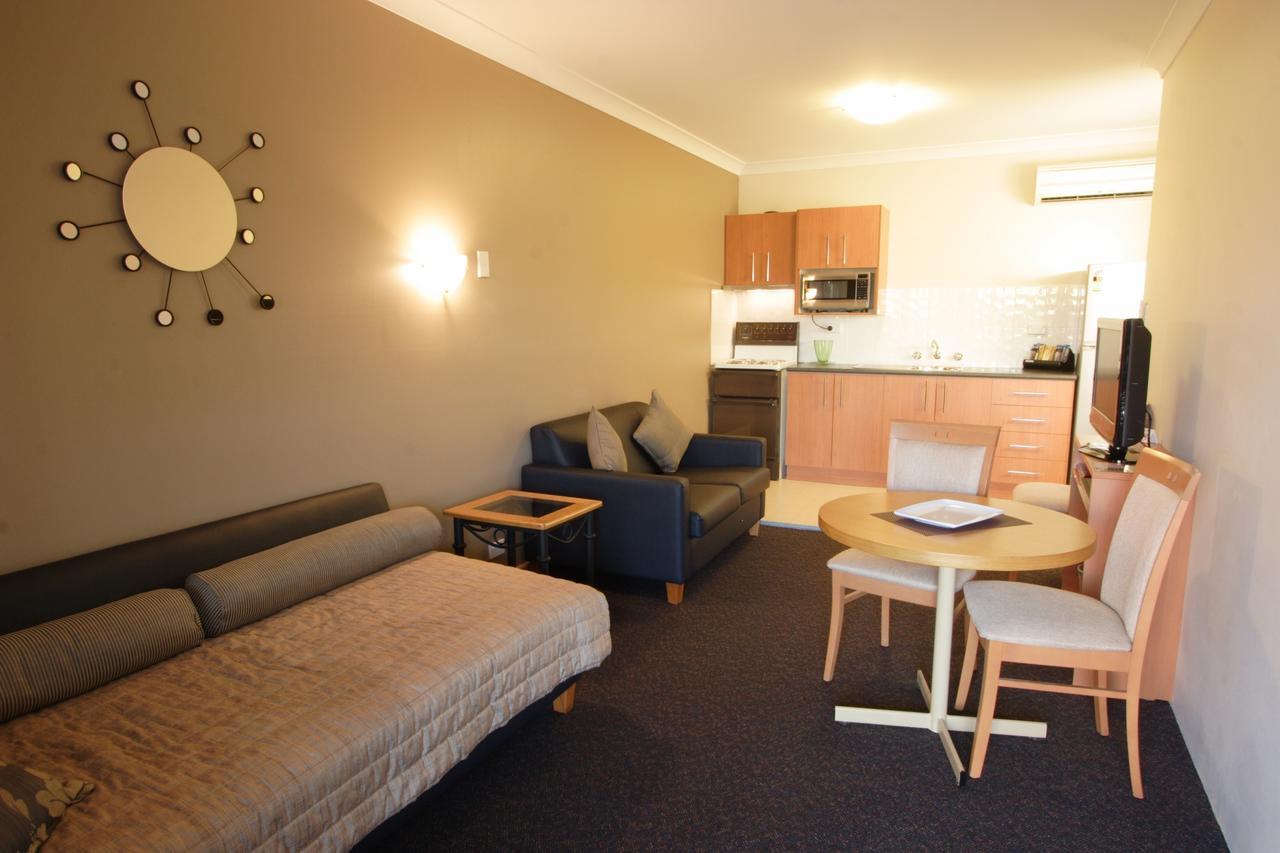 Narellan Motor Inn Extérieur photo