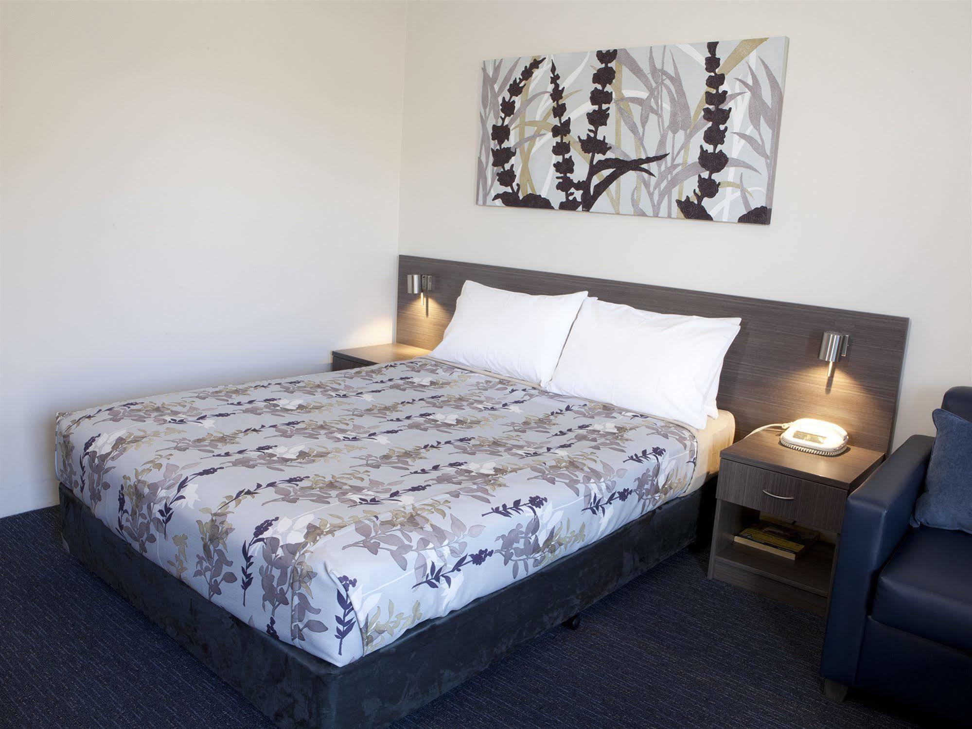 Narellan Motor Inn Extérieur photo