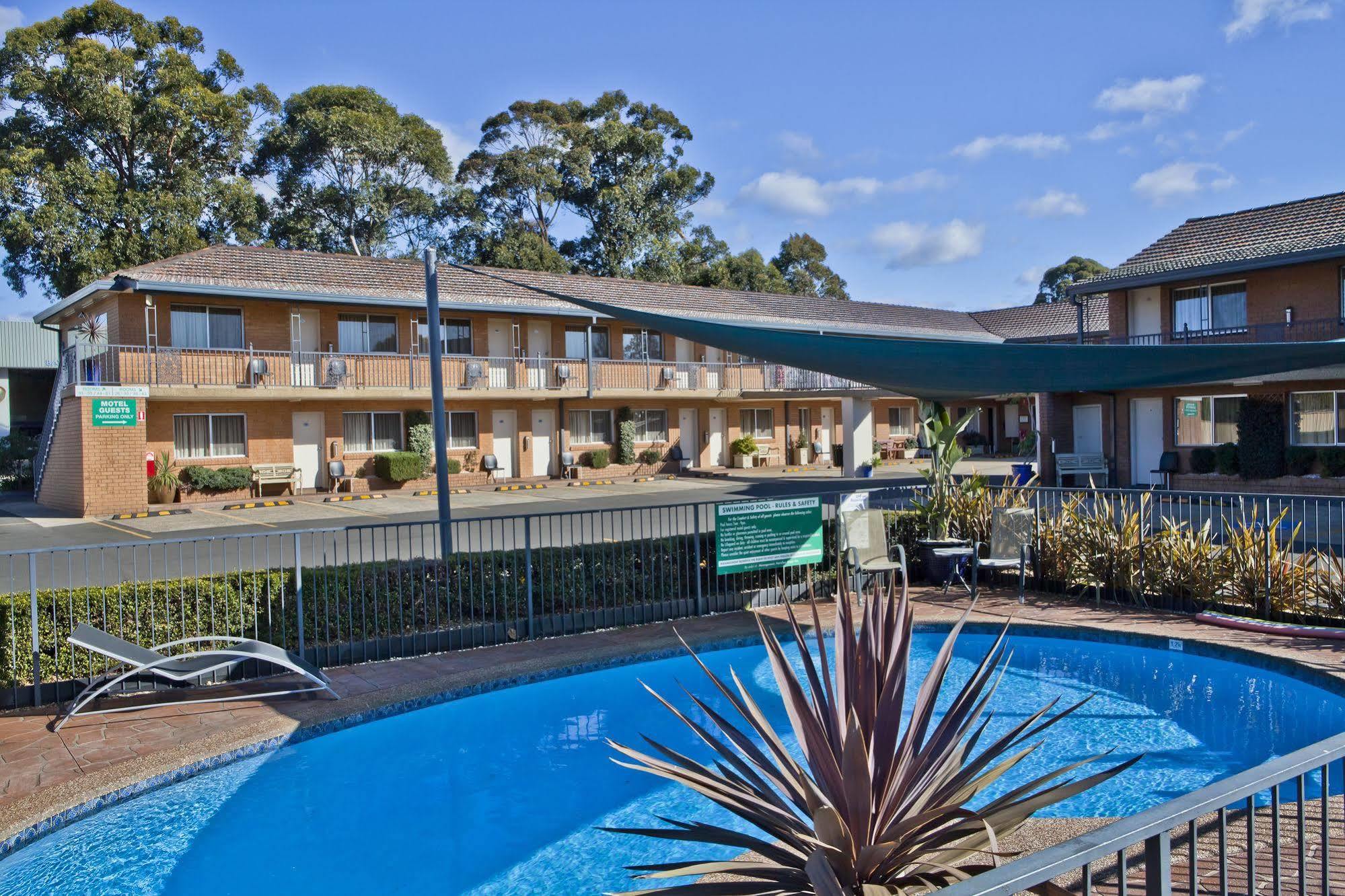 Narellan Motor Inn Extérieur photo