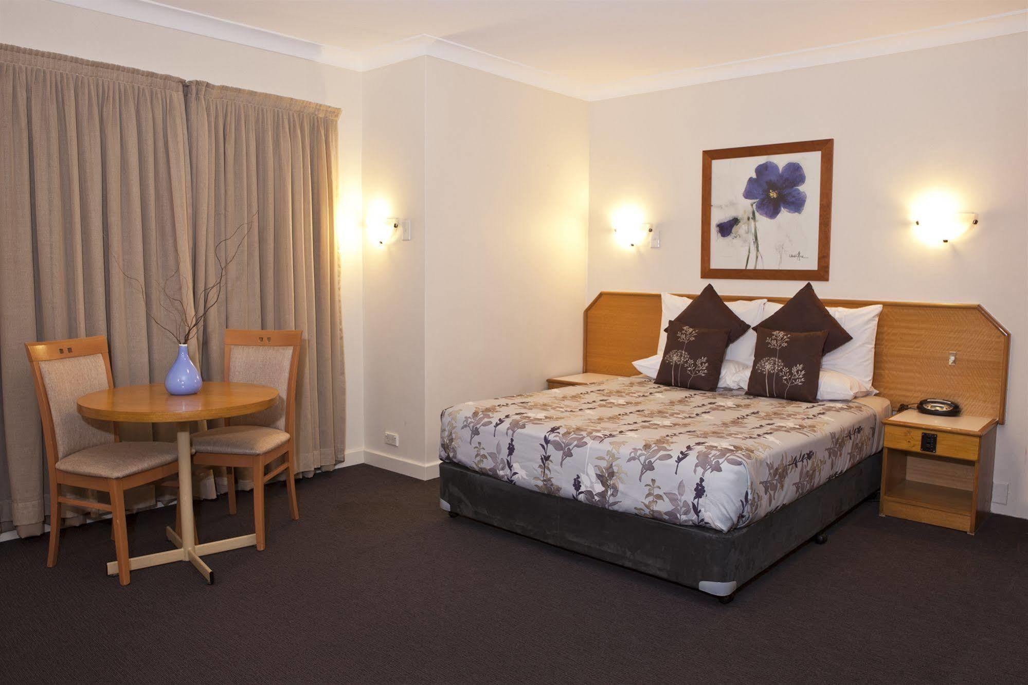 Narellan Motor Inn Extérieur photo