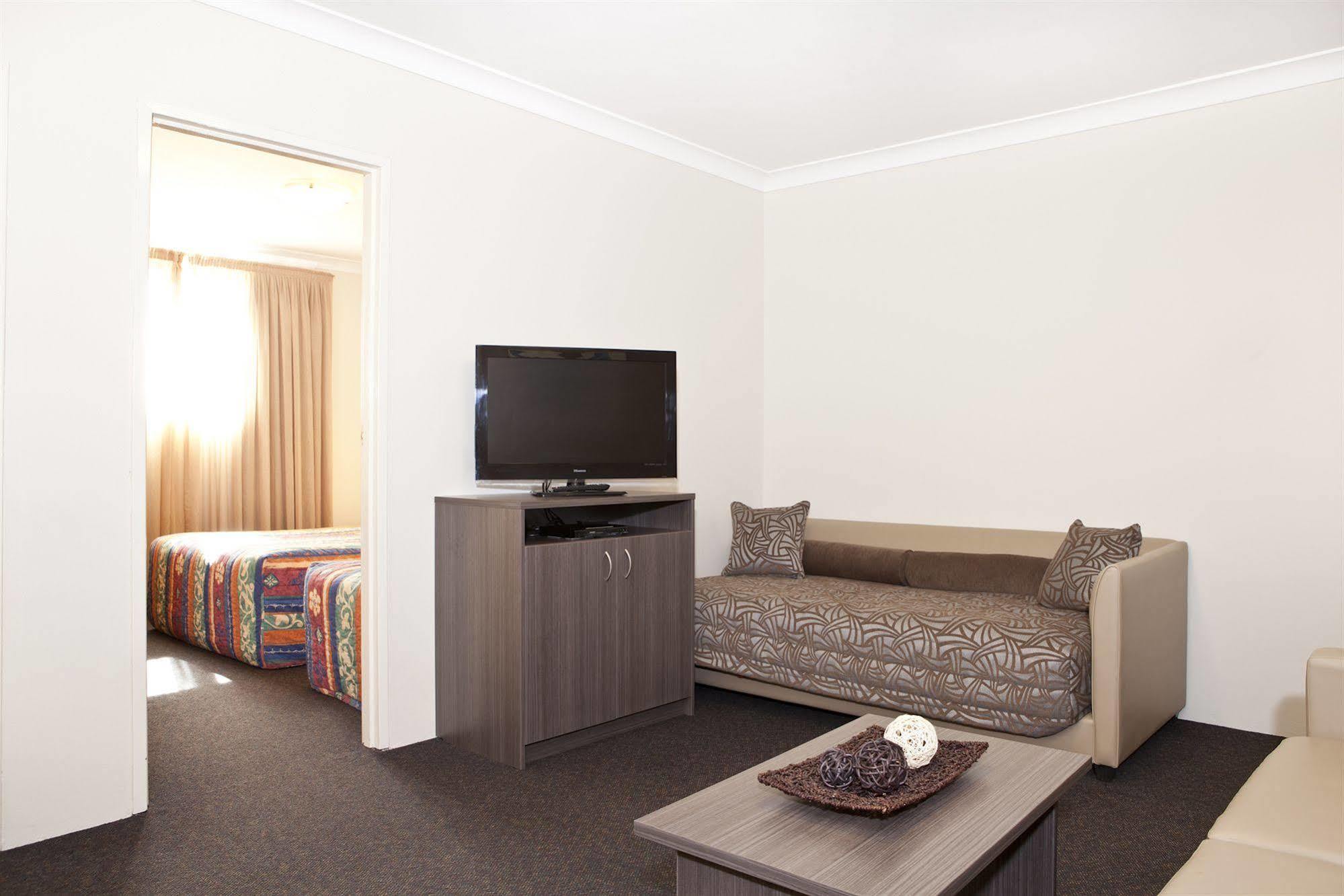 Narellan Motor Inn Extérieur photo