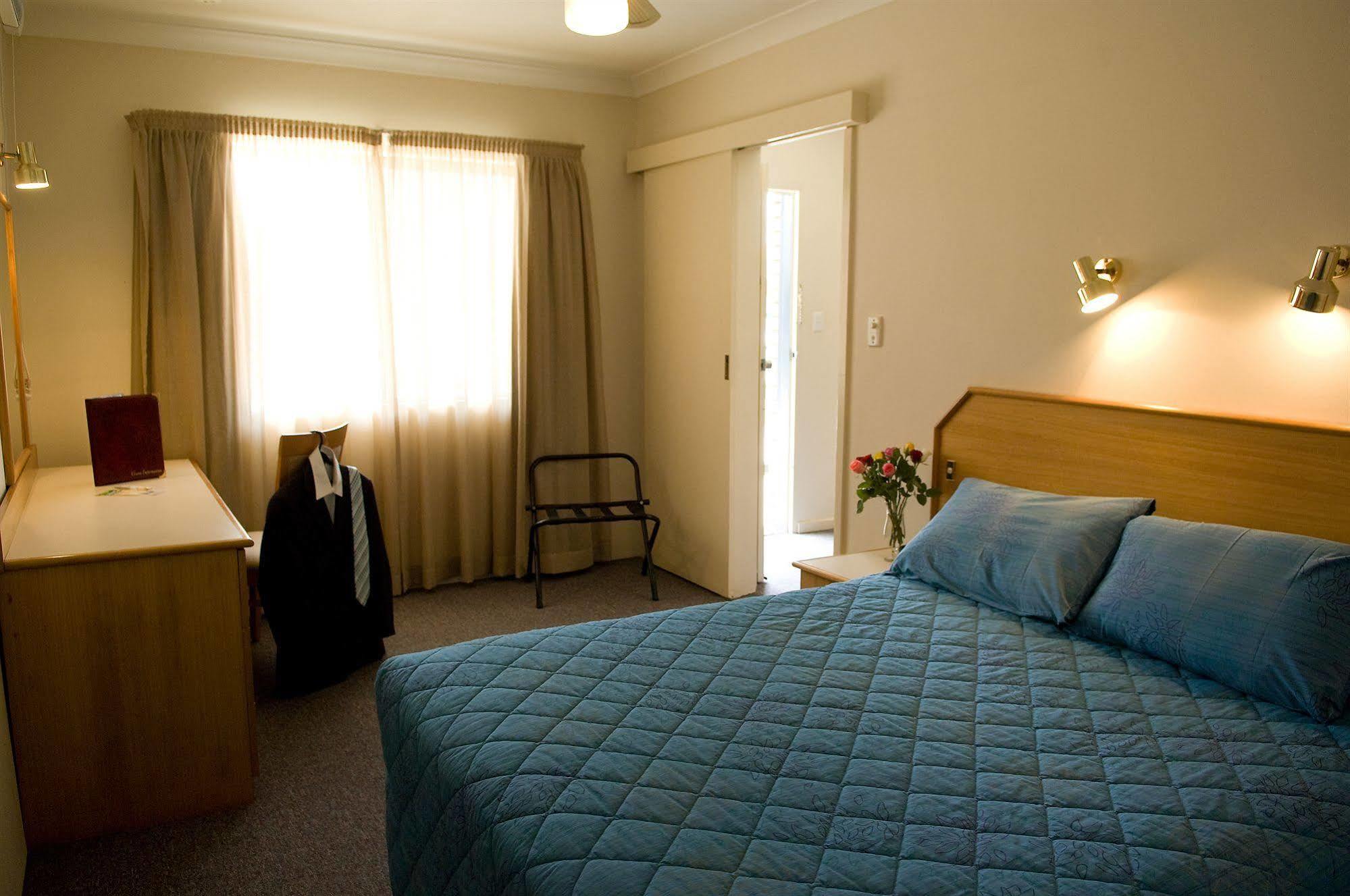 Narellan Motor Inn Extérieur photo